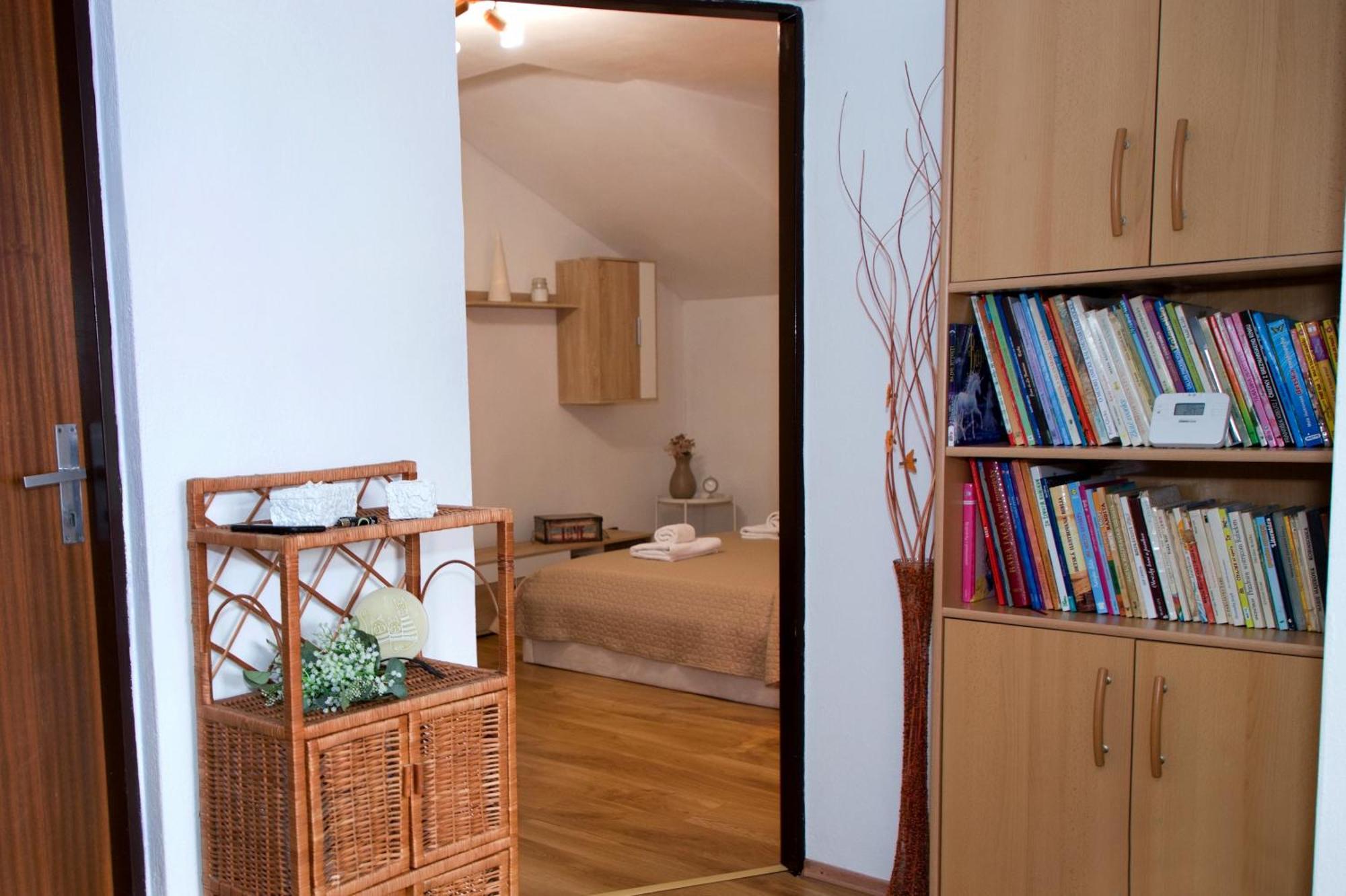 Apartman Ivka Брезно Екстер'єр фото